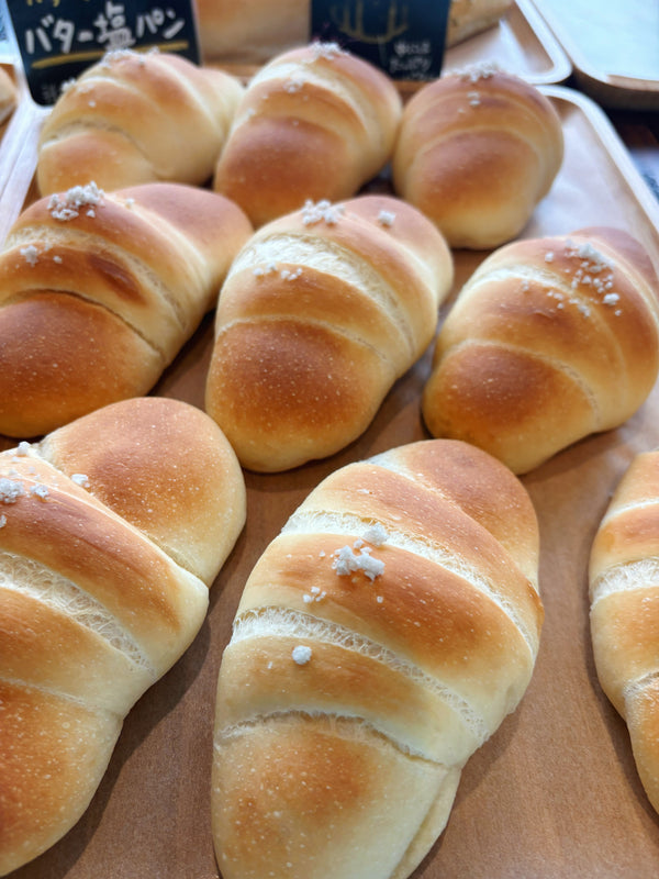 バター塩パン
