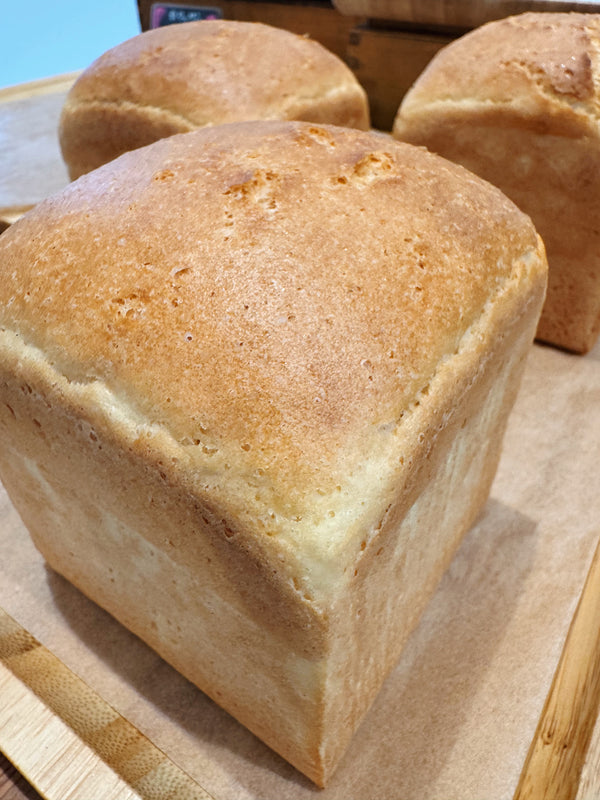 グルテンフリー高級食パン